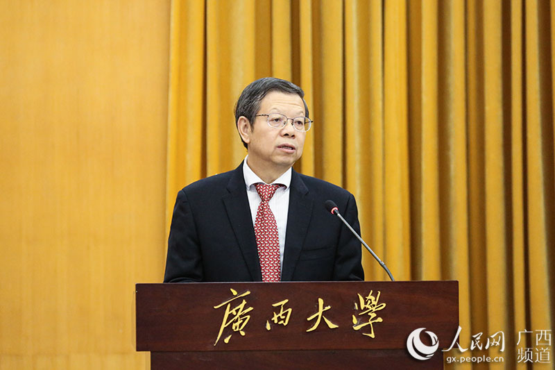 刘正东在国际投资贸易与广西自贸区法制建设国际研讨会上的致辞来自世界各地的国际投资贸易法研究专家们汇聚星空XK体育官方网站，围绕中国（广西）自由贸易试验区建设需要，共同探讨国际经贸投资合作中的法律风险及解决之道，我表示诚挚的欢迎和衷心的感谢【详细】 